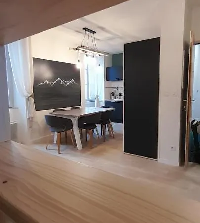 Apartamento Tres Bel T3 Hyper Centre Entierement Renove En 2022 Luz-Saint-Sauveur